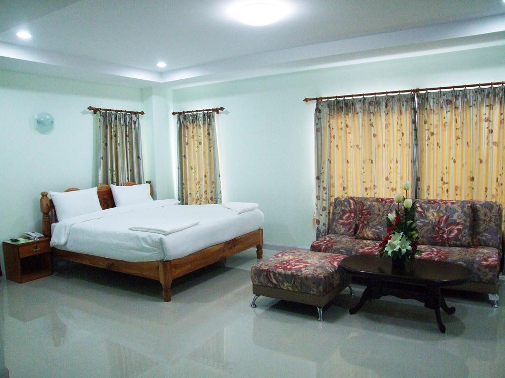 Ruan Rim Nam Hotel Roi Et Kamer foto
